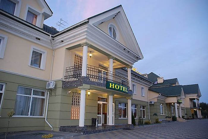 Mirazh Hotel