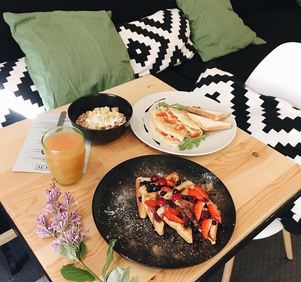 Brunch. Meeting place