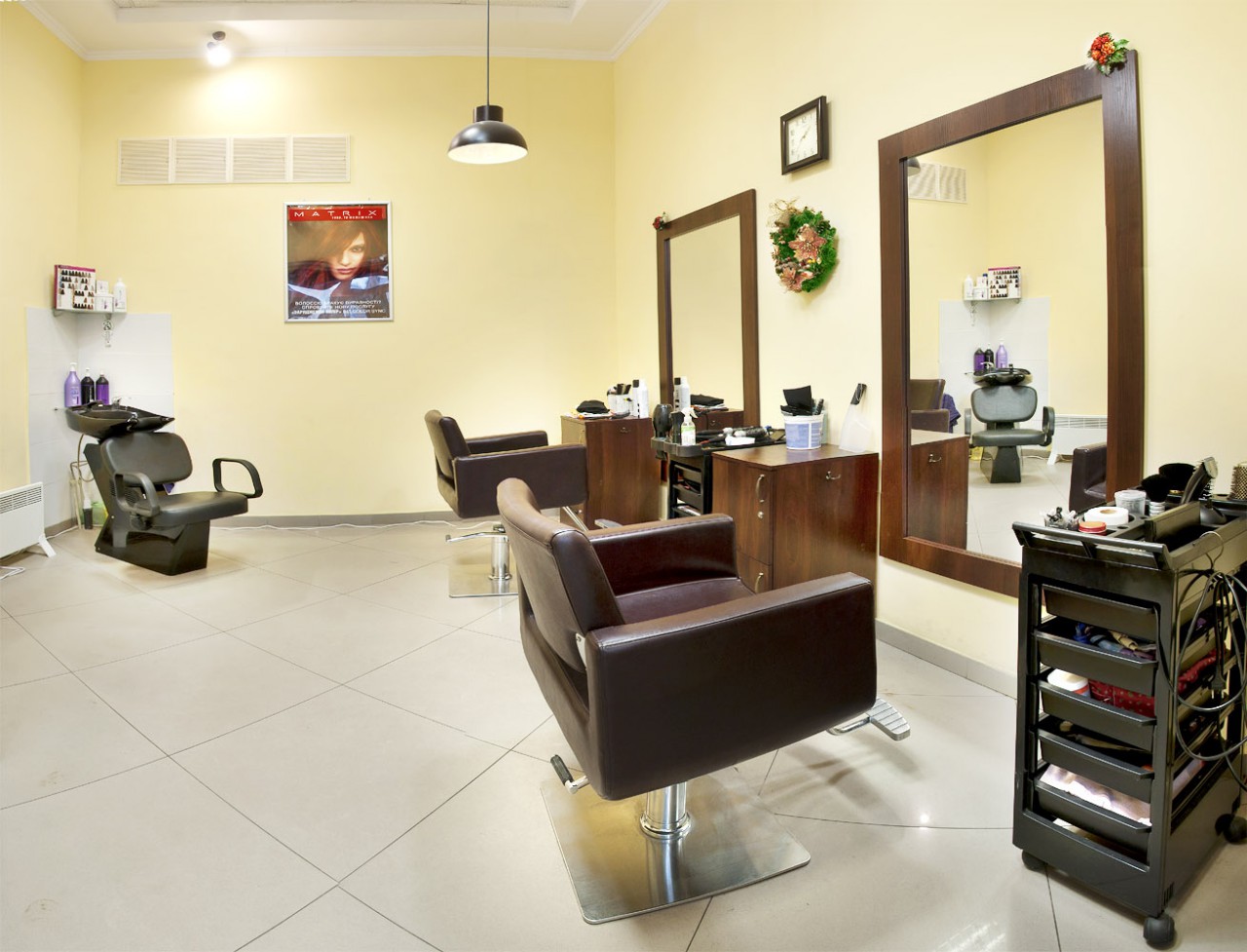 Hair & Nail Salon