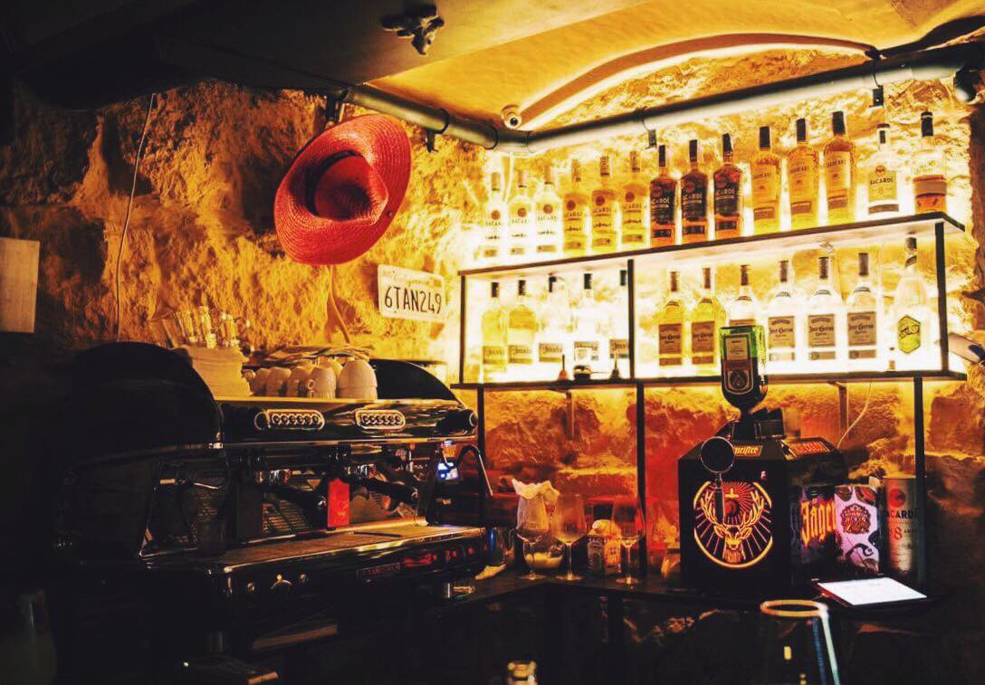 Rest.Bar13