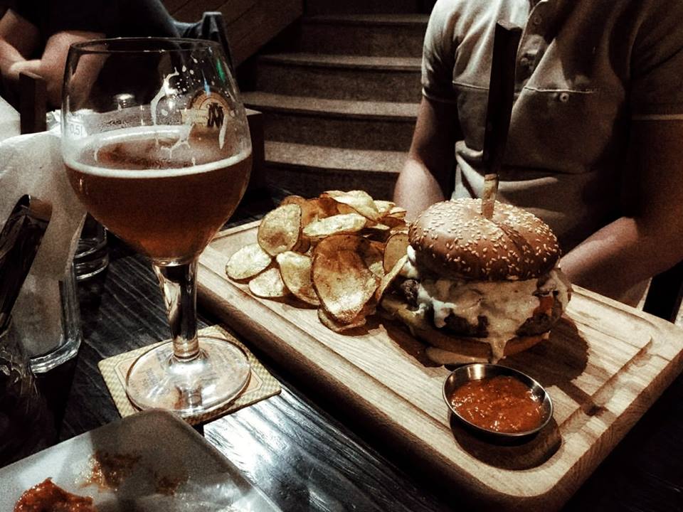 Lawson Pub