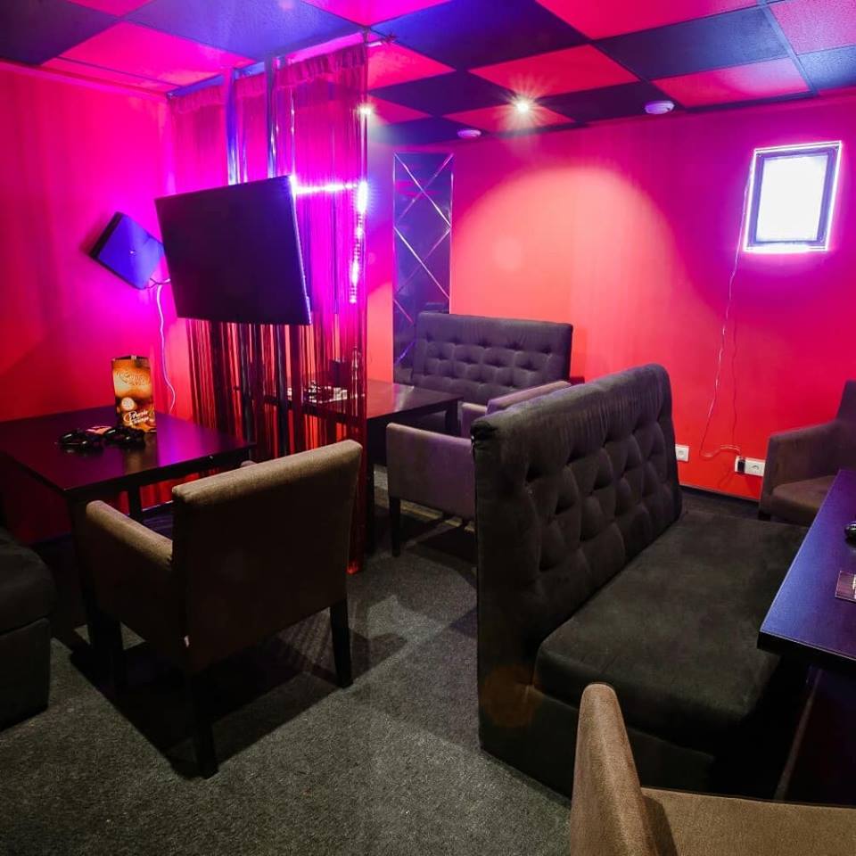 Кальян-бар «Purple Lounge»