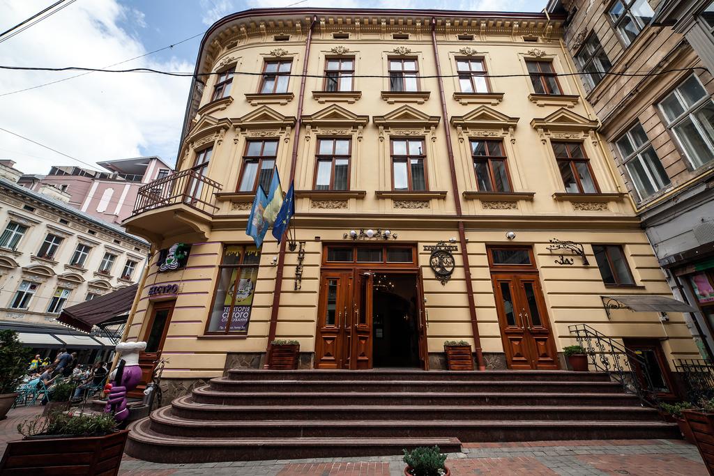 Готель «Kryva Lypa»