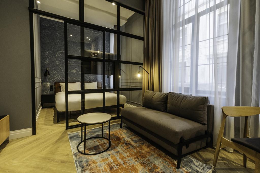 Готель «Gruner Lviv Boutique Hotel»