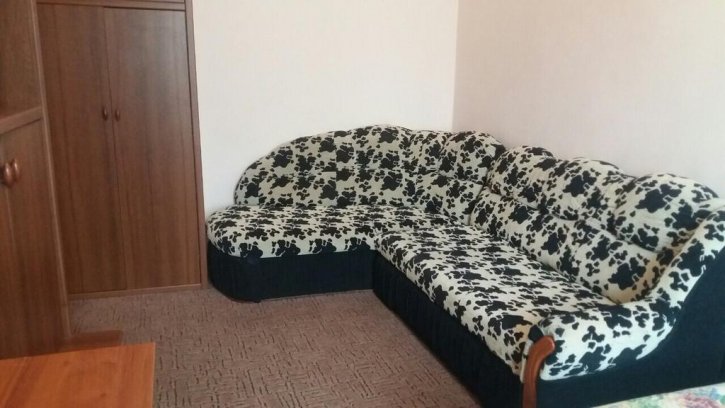 APARTMENT ON AKADEMIKA KOLESSY 13