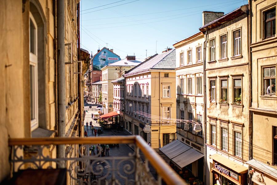 Staroievreiska. Food street