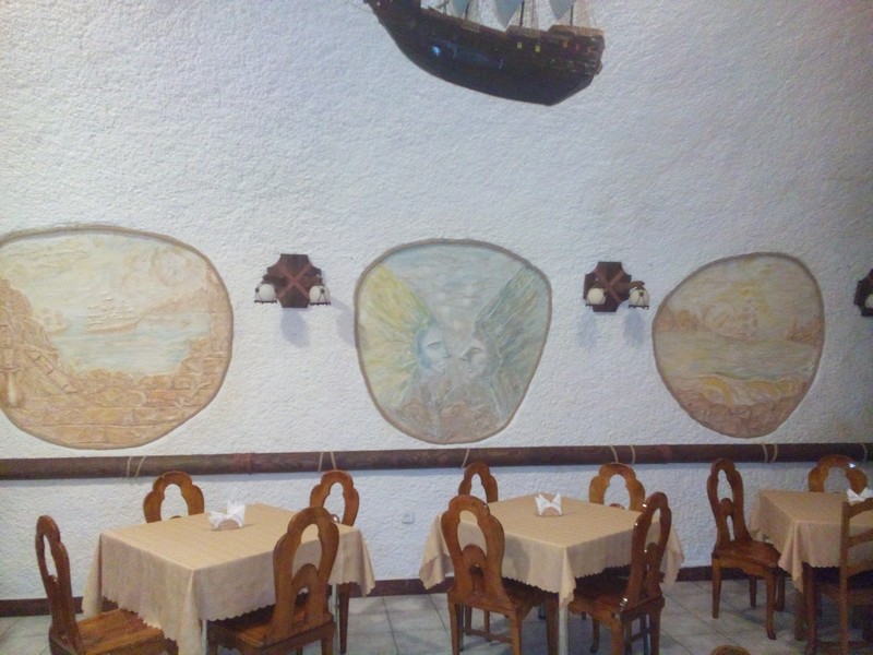Huralnia Cafe Bar
