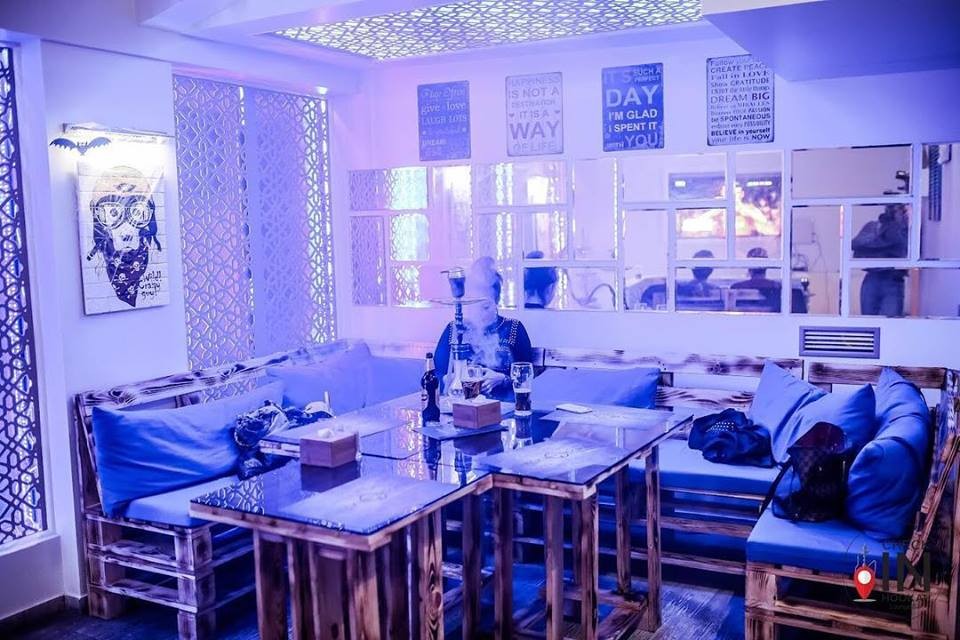 Check in Lounge Bar