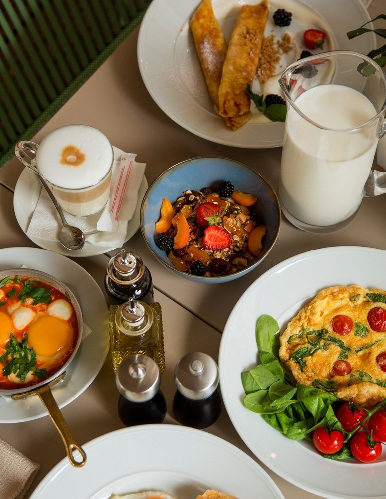 Leo Restaurant