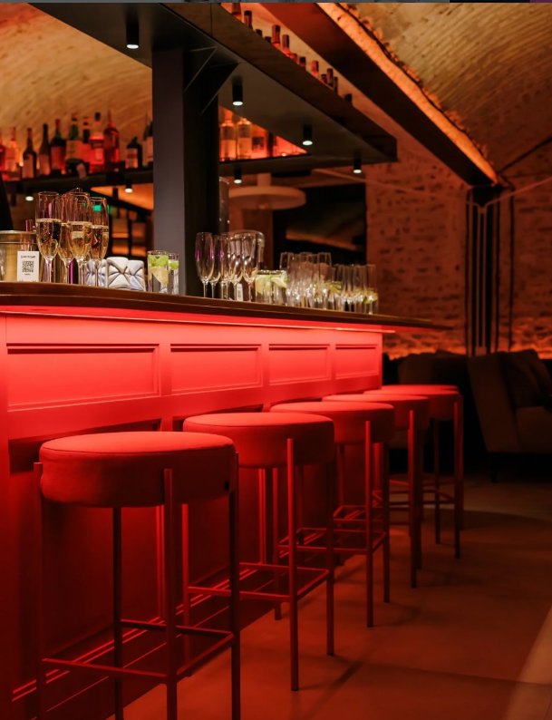 Bar Four
